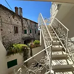 Karmelita'S Place - Apartmani Apartment Sibenik