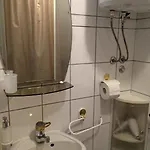 Karmelita'S Place - Apartmani