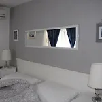 Karmelita'S Place - Apartmani Apartment