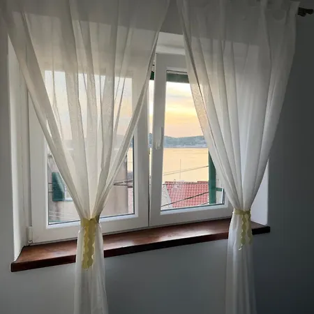 Karmelita'S Place - Apartmani Šibenik