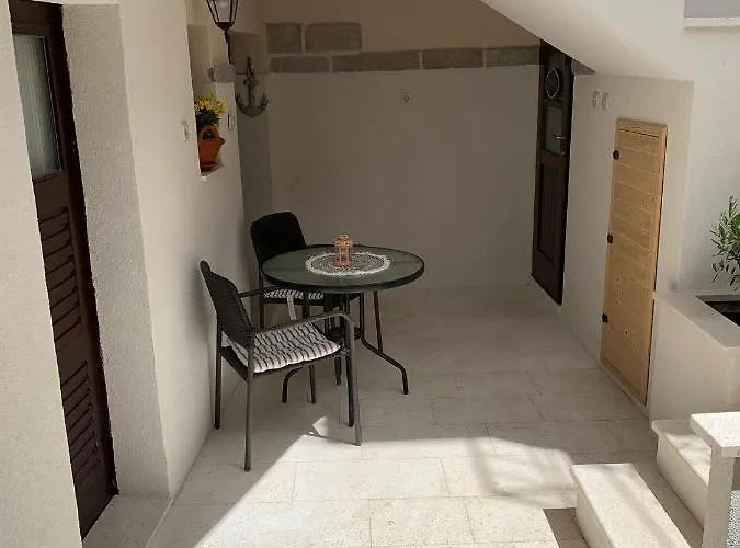 Karmelita's Place -studio Διαμέρισμα *